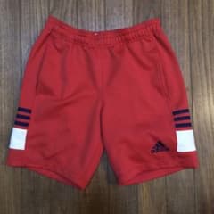 adidas ハーフパンツ　赤のサムネイル