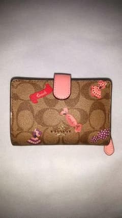 COACH 二つ折り財布 折り財布 キャンディープリント キャンディ柄のサムネイル