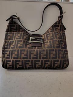 Fendi FFロゴショルダーバッグのサムネイル