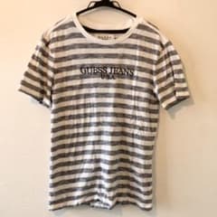 Tシャツ 【GUESS (ゲス)】のサムネイル