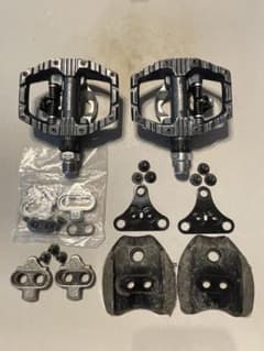 シマノ　PD-EH500 片面SPDペダル 、クリート金具セットとサングラスのサムネイル