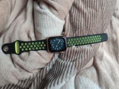 Apple Watch Series 5 GPSのサムネイル
