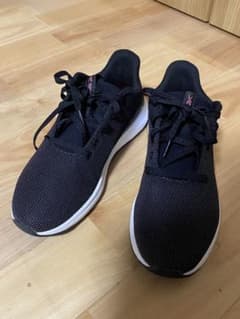 Reebok スニーカーのサムネイル