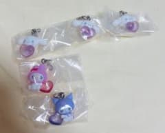 サンリオ エモきゅんシリーズ めじるしアクセサリー ひとつずつ販売のサムネイル