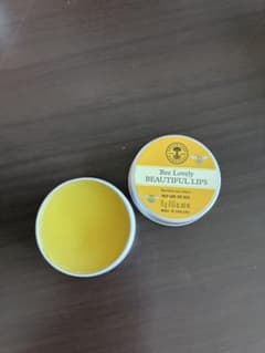 NEAL'S YARD REMEDIES ビーラブリー リップバームのサムネイル