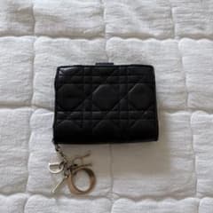 Christian Dior キルティング 財布のサムネイル