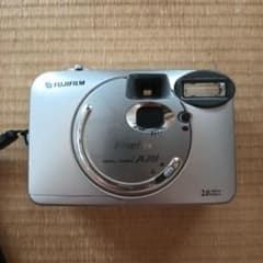 【ジャンク】FUJIFILM FinePix A201 デジタルカメラ 本体のサムネイル