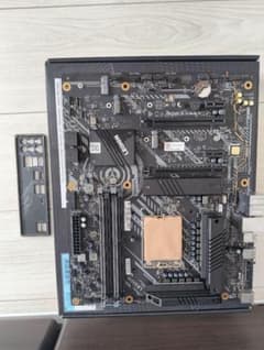 Lenovo Legion T770i　のマザーボードとケースのジャンクのサムネイル
