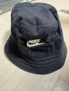 NIKE バケットハット ブラック M/Lのサムネイル