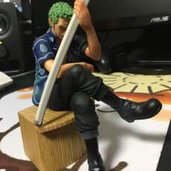 ワンピース ゾロのサムネイル