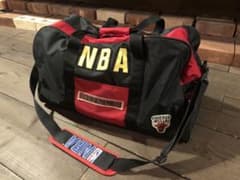 90s NBA Chicago Bulls ブルズボストンバッグ 大きい 旅行 90s NBA Chicago Bulls ブルズボストンバッグ 大きい 旅行 - メルカリ