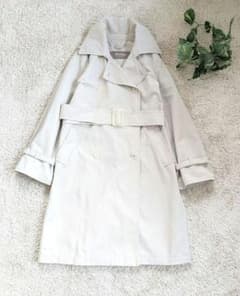 MaxMara レインウェア トレンチコート 36 ベルト付き イタリア製 MaxMara レインウェア トレンチコート 36 ベルト付き イタリア製