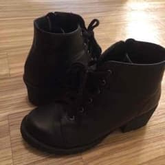 short bootsのサムネイル