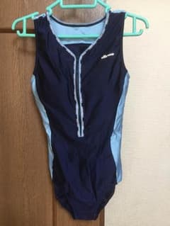 ellesseの水着のサムネイル