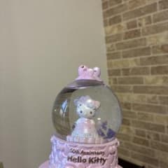 Hello Kitty 50th Anniversary スノードームのサムネイル