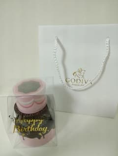 ❤︎中身+缶❤︎　GODIVA　HAPPYBIRTHDAYのサムネイル