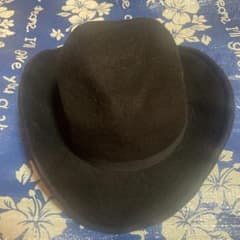 ブラックウールハット メンズMサイズ つばは広めです。 使用感ほぼ無し