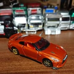 改造トミカ  GTＲ35のサムネイル