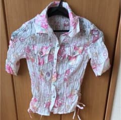【送料込】リズリサ 花柄シャツのサムネイル