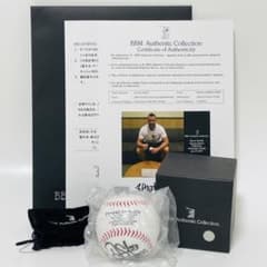BBM デニス サファテ 選手 200セーブ達成記念 直筆 サインボール BBM デニス サファテ 選手 200セーブ達成記念 直筆 サインボール
