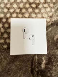 Apple Airpods (第3世代) MME73J/Aのサムネイル