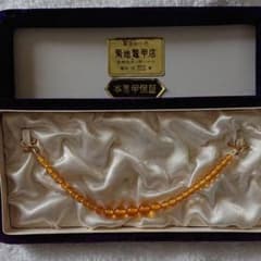鼈甲羽織留めのサムネイル