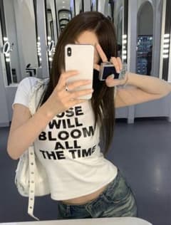 SHEIN トップスのサムネイル
