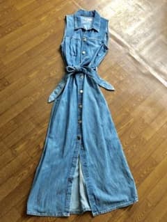Zara デニム マキシ丈 ワンピースのサムネイル