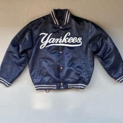 Majestic Yankees スタジャン ネイビー - メルカリ