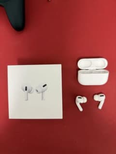 AirPods Pro 第1世代 ★付属品完備 【ジャンク扱い】のサムネイル
