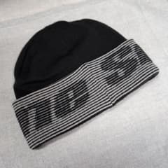 Supreme Reflective Jacquard Beanie 黒 - メルカリ