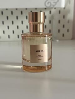 AHRES Second Skin Perfume #SAYU 箱付き AHRES Second Skin Perfume #SAYU 箱付き - メルカリ