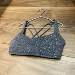 ルルレモン　トップスのサムネイル