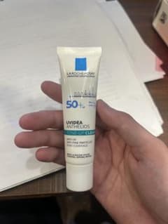 LA ROCHE-POSAY UVイデア トーンアップクリアのサムネイル
