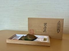 九谷焼 装身具 加賀の華 葉型 ブローチ 木箱入りのサムネイル