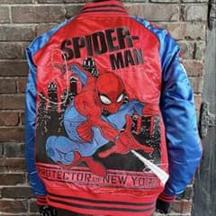 [신품 태그 첨부] MARVEL 스파이더 맨 전면 총 자수 새틴 스카쟌