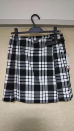 【新品タグつき】ミニスカートのサムネイル