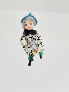 お守り魔女「魔女エメラルド」 ハンドメイド 魔女人形のサムネイル