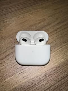 Surface様専用　apple Airpods (第3世代)のサムネイル