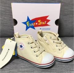 28日、月曜日まで値下げします！【新品、未使用】converse、ベビーシューズのサムネイル