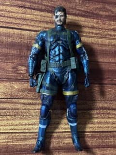 プレイアーツ改 MGSVGZスネーク メタリックver. プレイアーツ改 MGSVGZスネーク メタリックver. - メルカリ