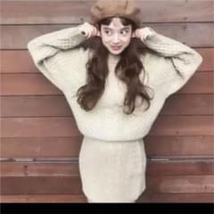 ciel 藤田ななみ セットアップ ニット 半額以下【CIEL】藤田ななみさんニットアップ - メルカリ