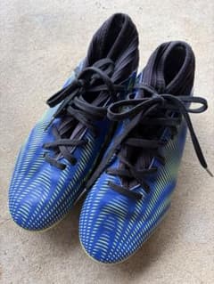 adidas サッカーシューズ スパイク ブルー イエロー - メルカリ