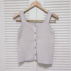 AZUL by MOUSSY ベージュ ニットベスト Fサイズのサムネイル