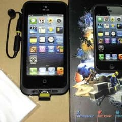 iPhoneケース！防水、防塵のサムネイル