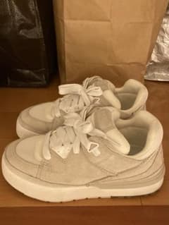 UGG ホワイトスニーカーのサムネイル