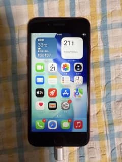 Apple iPhone SE 第2世代 レッド 本体　256GBのサムネイル