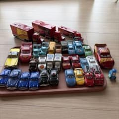 トミカ カーズ ミニカー 大量セット まとめ売りのサムネイル