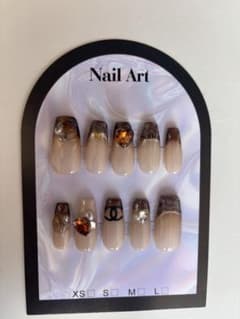 グラデーション ネイルチップ キラキラ ハンドメイド 秋ネイル マグネットのサムネイル