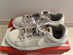 NIKE BLAZER LOWグレースエードローカットスニーカーのサムネイル
